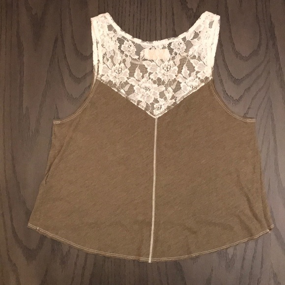 ⭐️ 2/$20 Life’s Too Short Not to Be Awesome Top S - Picture 4 of 4